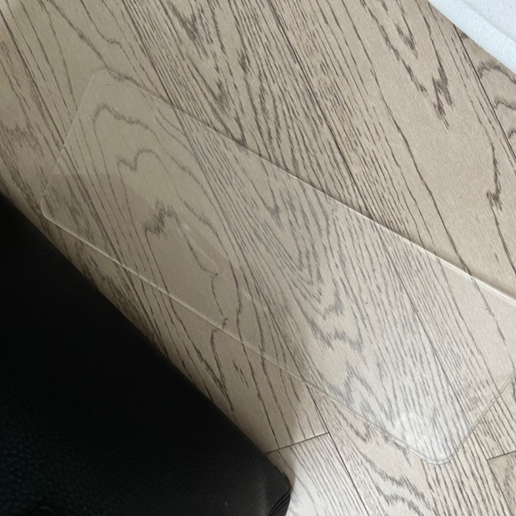 Chanel Executive Cerf Tote In calf leather, black with gold hardware - Picture 8 of 13